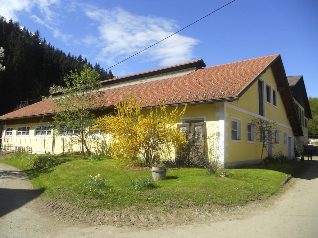 Ferienwohnung Am Bauernhof Strassonig Vulgo Hornis Moosburg Exterior foto